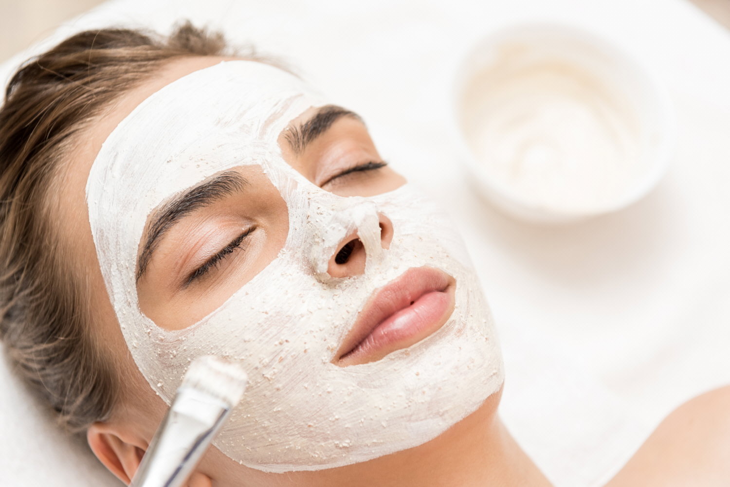 Deluxe facial treatment at Evolve Skin Clinic